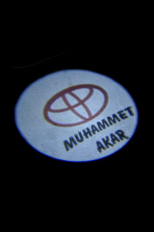 Toyota Kişiye Özel İsimli Pilli Kapı Altı Logo 2'li - Montajsız Oto Aksesuar