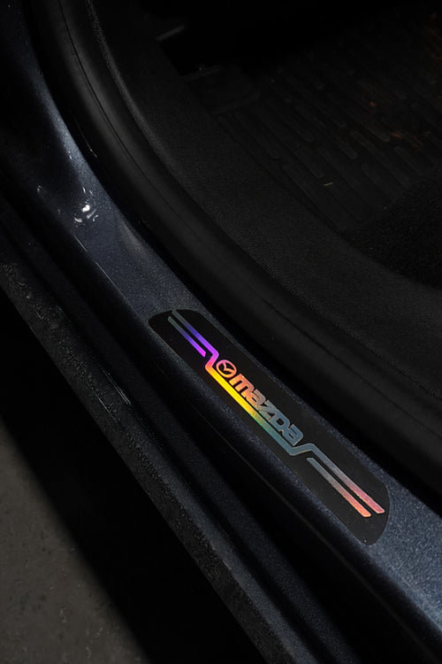 Mazda Uyumlu Aynalı Kapı Eşiği Koruma Sticker Seti 4'lü Gümüş