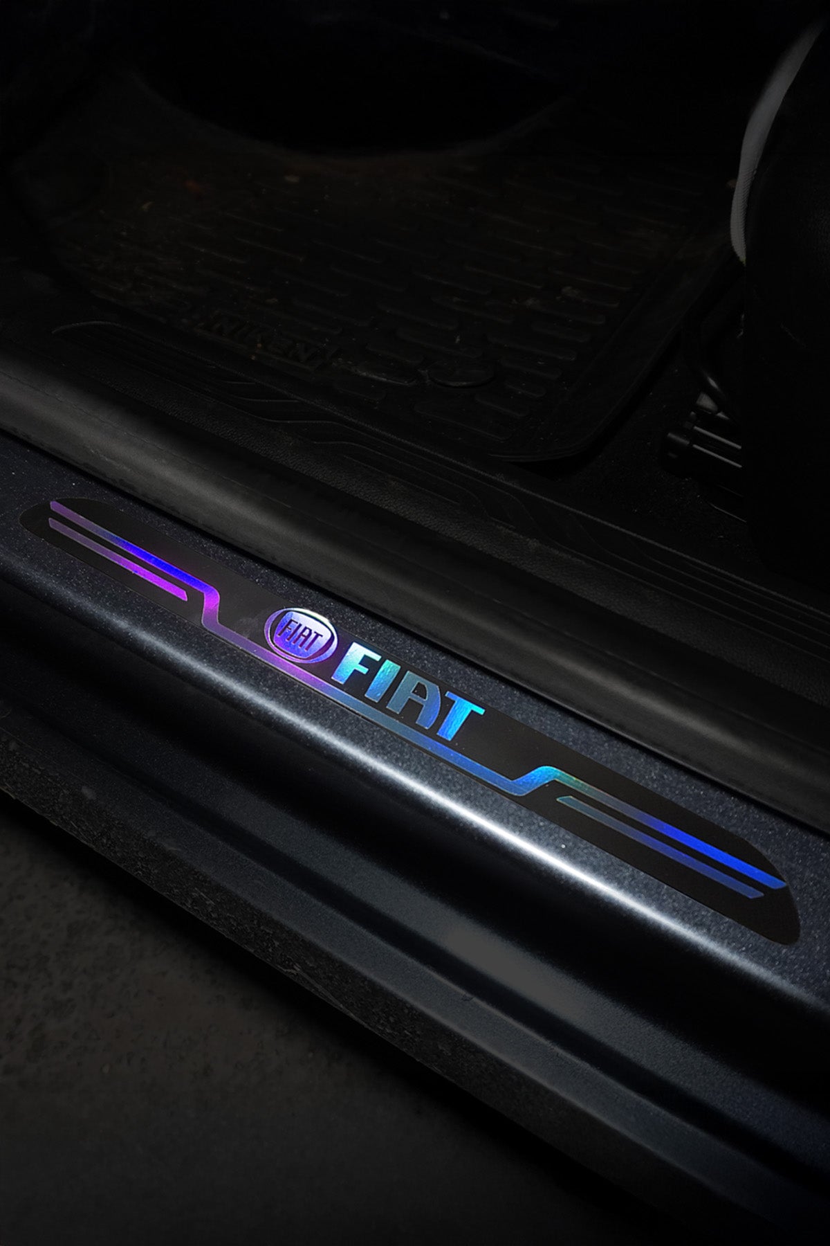 Fiat Uyumlu Aynalı Kapı Eşiği Koruma Sticker Seti 4'lü